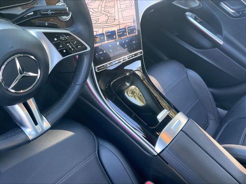 Used 2022 Mercedes-Benz C 300 Sedan image 18