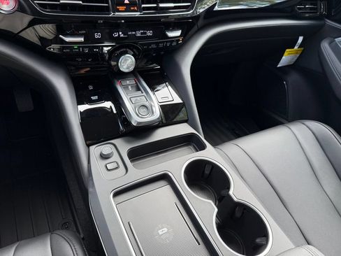 Certified 2026 Acura MDX SH-AWD image 26