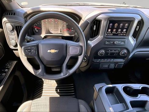 Used 2025 Chevrolet Silverado 1500 Custom w/ Turbomax Blackout Package AWD/4WD image 5