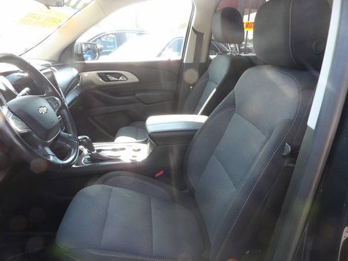 Used 2019 Chevrolet Traverse LT FWD image 8