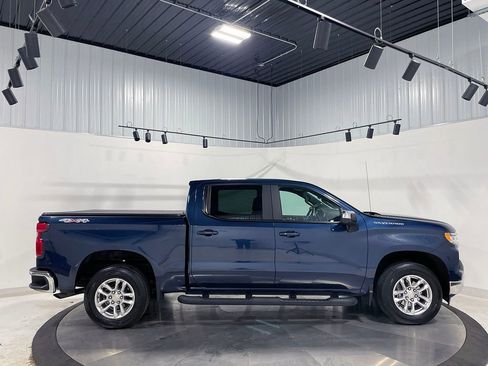 Used 2022 Chevrolet Silverado 1500 LT image 10