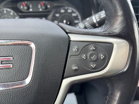 Used 2018 GMC Acadia SLE AWD/4WD image 25