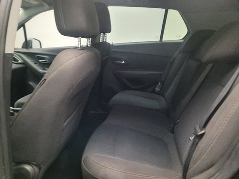Used 2020 Chevrolet Trax LS w/ Tint and Cruise Package FWD image 18