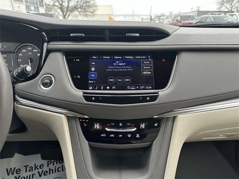 Certified 2022 Cadillac XT5 Premium Luxury image 43