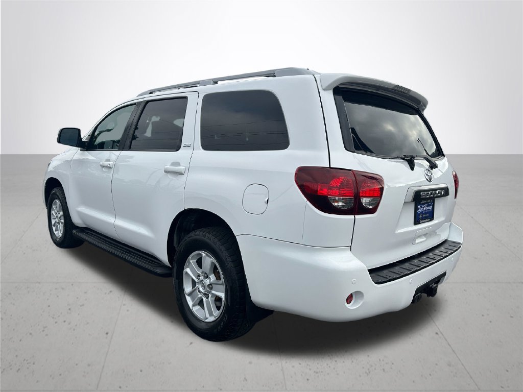 Used 2021 Toyota Sequoia SR5 w/ Premium Package AWD/4WD image 9