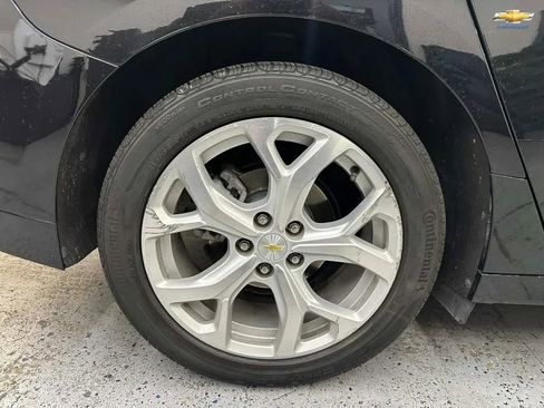 Used 2018 Chevrolet Volt Premier w/ Driver Confidence Package image 30