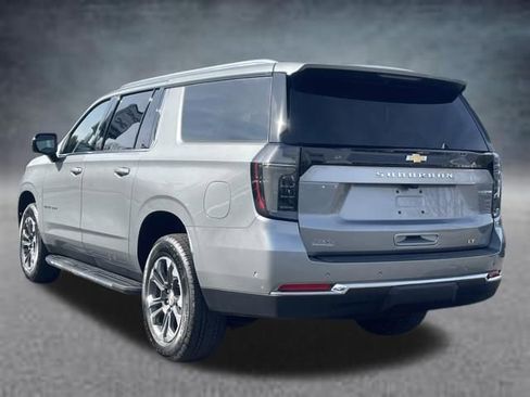 Used 2026 Chevrolet Suburban LT w/ Comfort Package AWD/4WD image 23