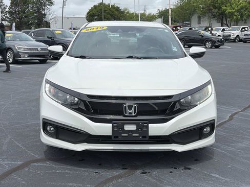 Used 2019 Honda Civic Sport image 2