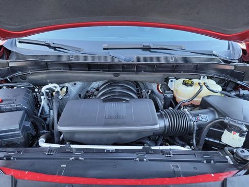 Used 2023 Chevrolet Tahoe Z71 w/ Luxury Package image 18