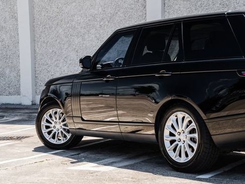 Used 2018 Land Rover Range Rover HSE AWD/4WD image 46