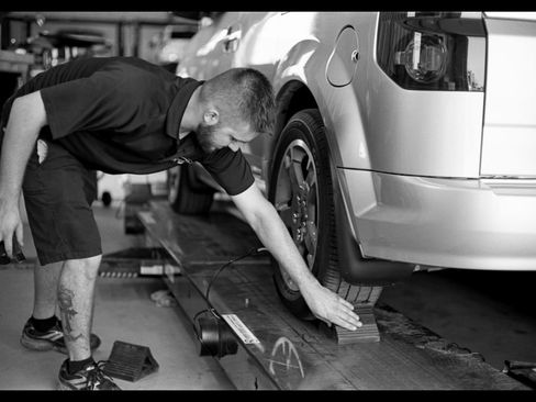 Used 2018 Ford F150 Limited w/ Trailer Tow Package image 12