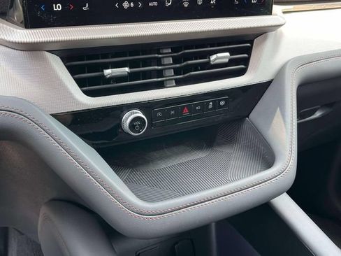 New 2026 Ford Explorer Active AWD/4WD image 30