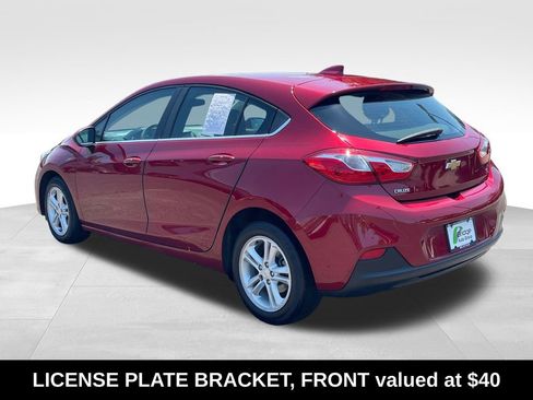 Used 2018 Chevrolet Cruze LT w/ Convenience Package FWD image 6