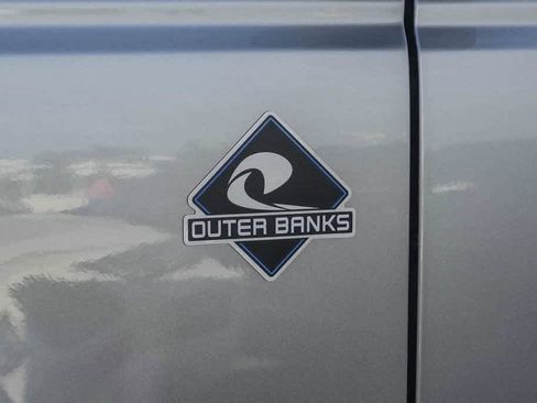 Used 2022 Ford Bronco Outer Banks image 10