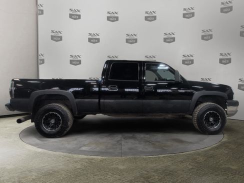 Used 2004 Chevrolet Silverado 2500 LS AWD/4WD image 6