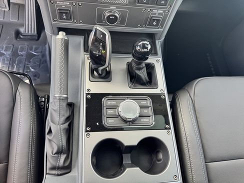 New 2025 INEOS Grenadier Fieldmaster Edition image 16