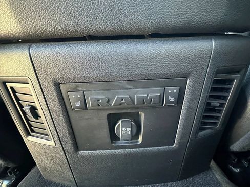 Used 2017 RAM 1500 Limited AWD/4WD image 29