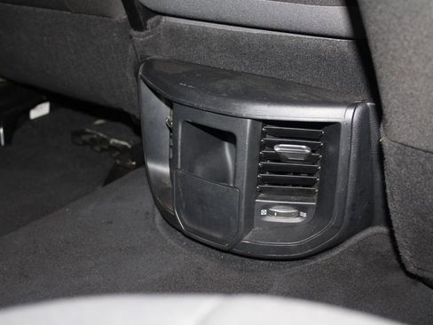 Used 2022 RAM 2500 Big Horn image 31