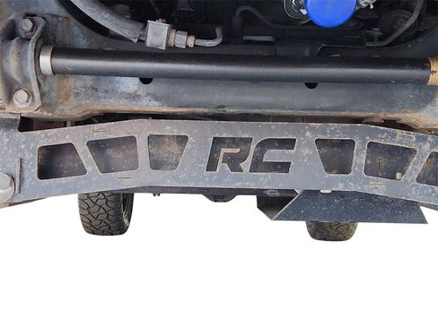 Used 2019 Nissan Titan SL image 40