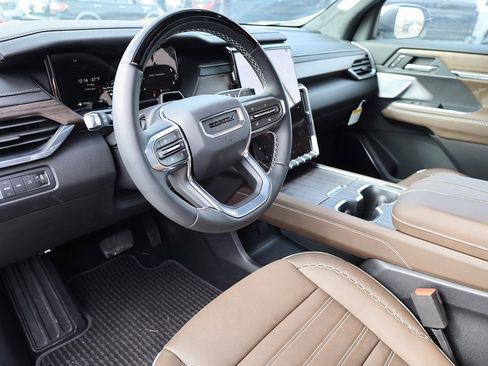 New 2026 GMC Acadia Denali Ultimate w/ LPO, Illumination Package image 12