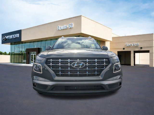 Certified 2024 Hyundai Venue Limited FWD image 9