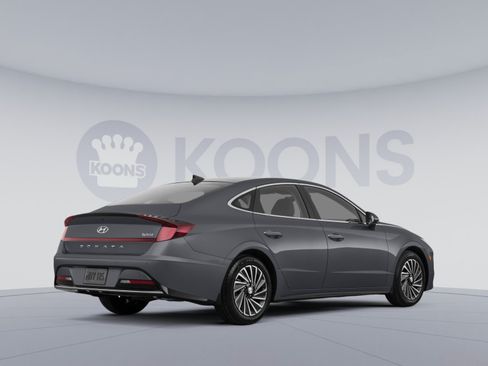 Used 2023 Hyundai Sonata Limited FWD image 4