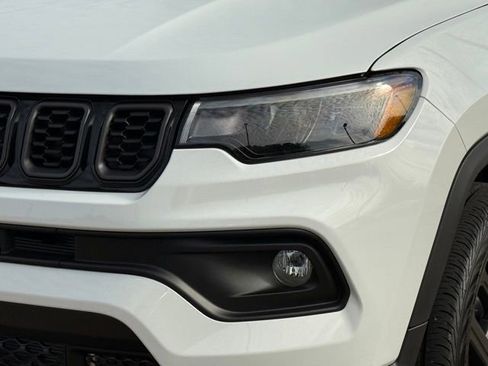 New 2026 Jeep Compass Latitude image 11