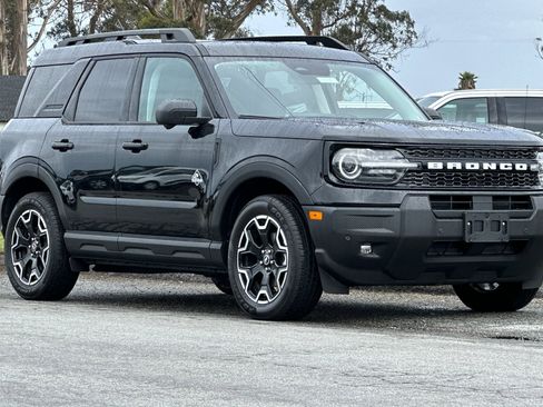 Used 2025 Ford Bronco Sport Outer Banks w/ Outer Banks Tech Package+ image 7