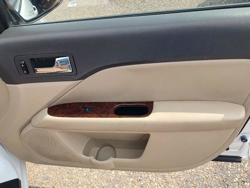 Used 2012 Ford Fusion SEL FWD image 24