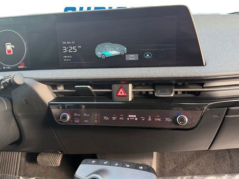 Used 2024 Kia EV6 Wind image 24