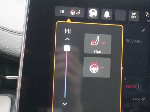 Used 2023 Jeep Compass Limited image 13