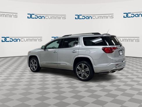 Used 2019 GMC Acadia Denali w/ Technology Package FWD image 6