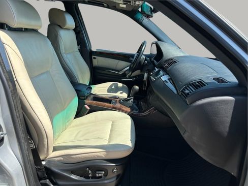 Used 2006 BMW X5 4.8is image 25