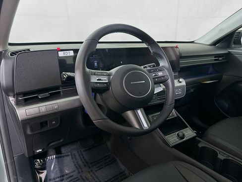 New 2026 Hyundai Kona SEL Premium AWD/4WD image 9