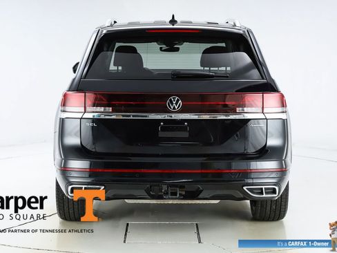 Used 2025 Volkswagen Atlas SEL Premium R-Line AWD/4WD image 8