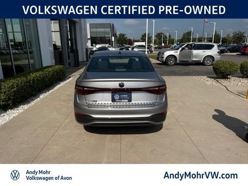 Used 2026 Volkswagen Jetta Sport FWD image 8