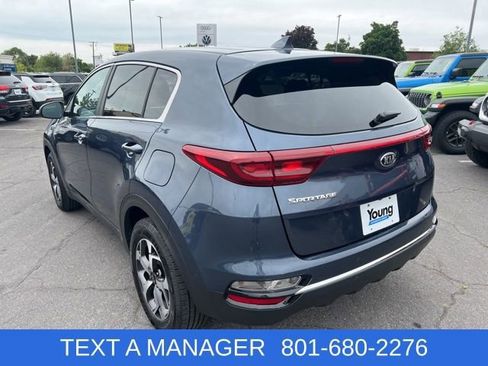 Used 2022 Kia Sportage LX AWD/4WD image 4