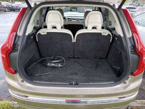 Used 2024 Volvo XC90 T8 Plus AWD/4WD image 7