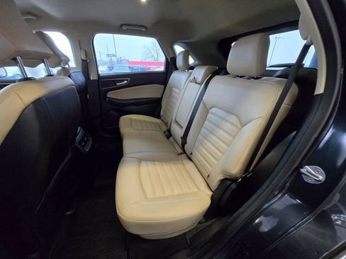 Used 2022 Ford Edge SEL w/ Convenience Package image 24