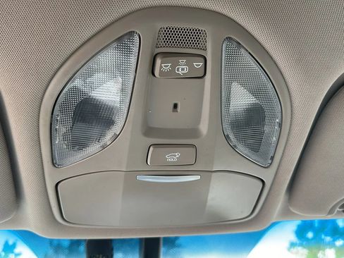 Used 2018 Hyundai Santa Fe Sport FWD image 38