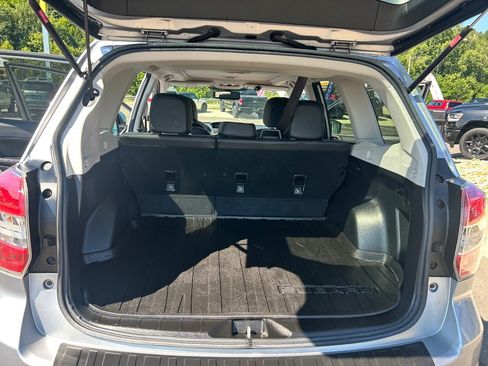 Used 2016 Subaru Forester 2.5i Limited w/ Popular Package #2 AWD/4WD image 8