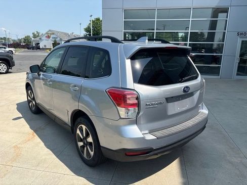 Used 2018 Subaru Forester 2.5i Limited AWD/4WD image 5