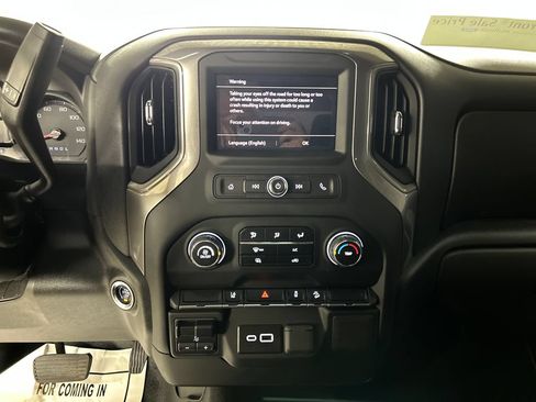 Used 2025 Chevrolet Silverado 2500 Custom w/ Z71 Off-Road Package AWD/4WD image 23