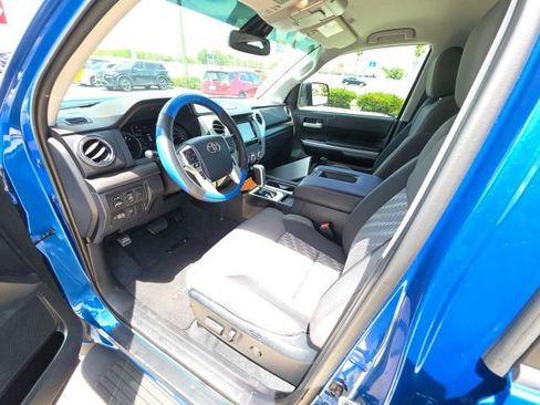 Used 2018 Toyota Tundra SR5 w/ SR5 Upgrade Package RWD image 14