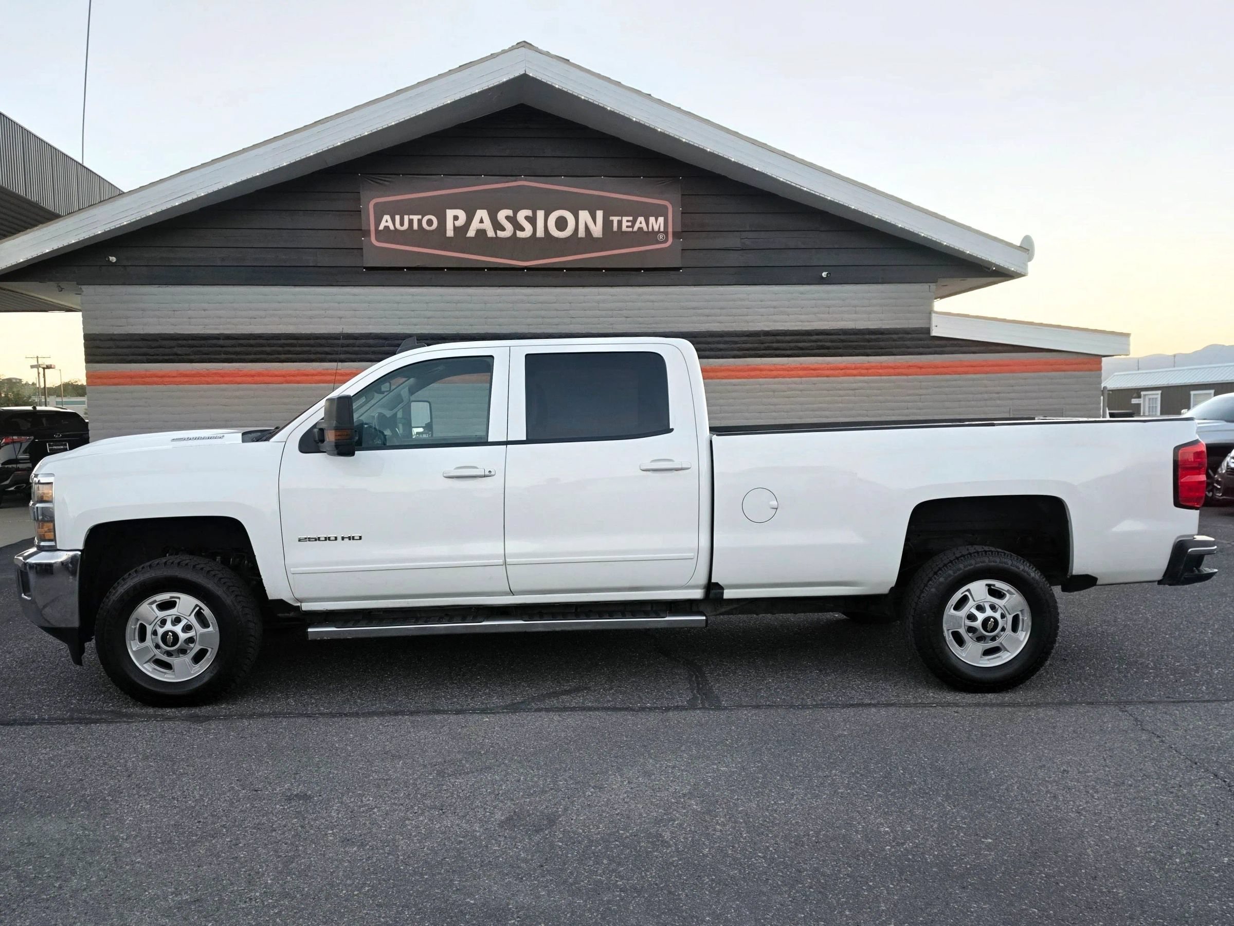 Used 2017 Chevrolet Silverado 2500 LT w/ LT Fleet Convenience Package AWD/4WD image 2