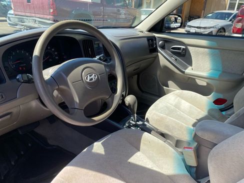 Used 2005 Hyundai Elantra GLS FWD image 15