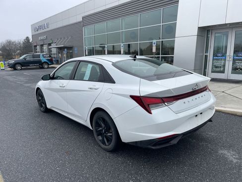 Used 2021 Hyundai Elantra SEL image 3