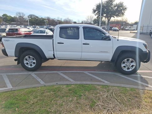 Used 2014 Toyota Tacoma PreRunner image 7