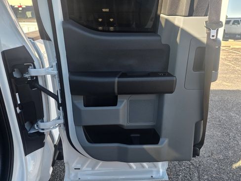 Used 2025 Ford F350 XLT w/ FX4 Off-Road Package image 12