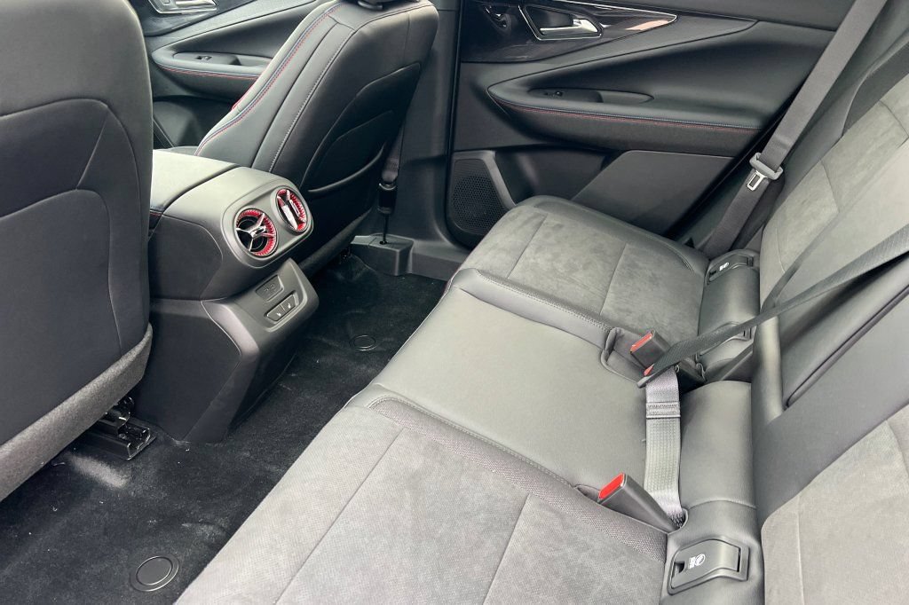 New 2026 Chevrolet Blazer EV RS AWD/4WD image 9